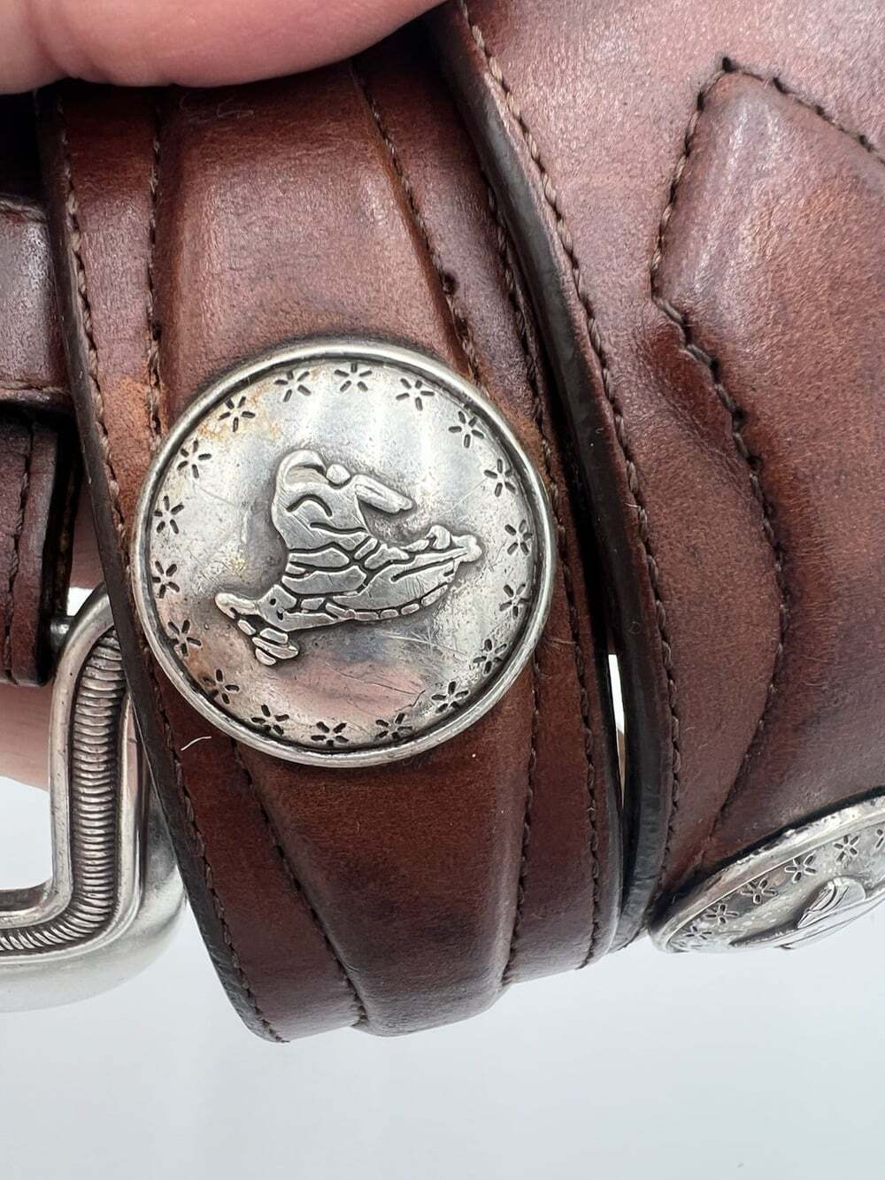 Justin 1638D Leather Western Belt Size 40 Cowboy Bull Rider Concho Brown - Picture 3 of 14